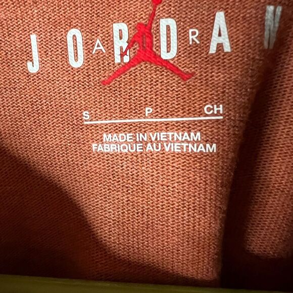 Jordan Women’s Essential Tee - Picture 7 of 10